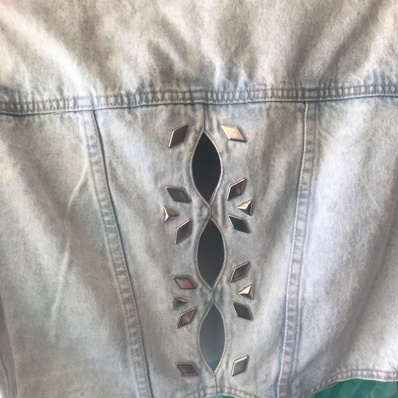 **Rare**Vintage 80’s L.A. Gear denim jacket! 💜 Offers welcomed! - Picture 9 of 10
